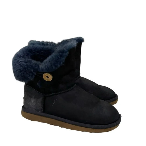 UGG Bailey Button II Boot Sheepskin Classic Boots Size 4 - Picture 4 of 7